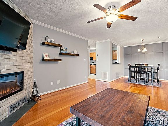 5th image of 970 Sidney Marcus Blvd NE