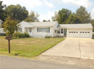 2804 N Bender Ave, Akron, OH 44319