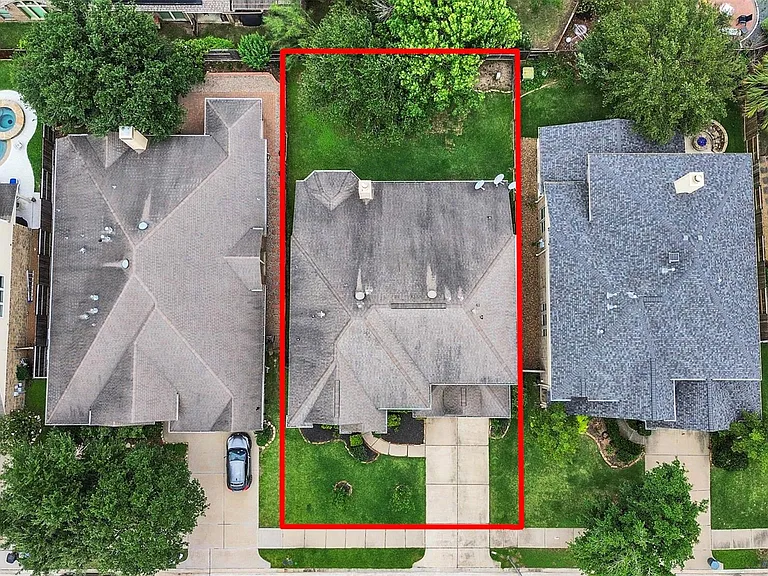 28006 Hollyfare Dr — Photo 34