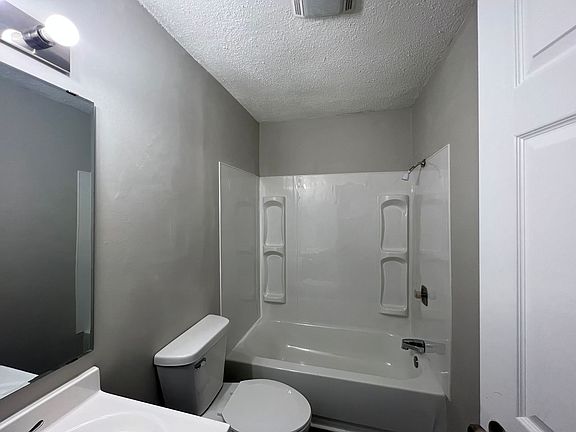 3rd image of 260 N Washington St #335