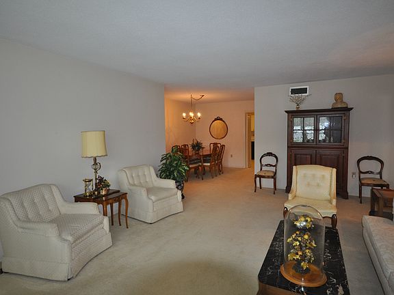 4th image of 1001 Eden Isle Blvd NE APT 2