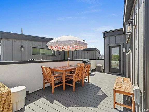 3rd image of 3830 Jason Street #4