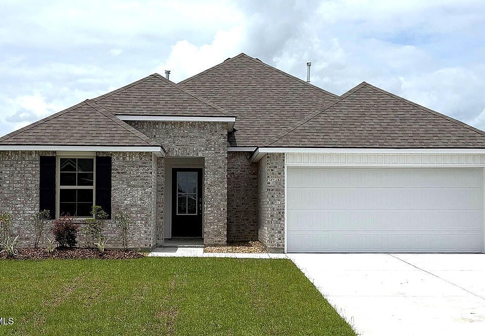 1st image of 158 Cottage Cove Dr