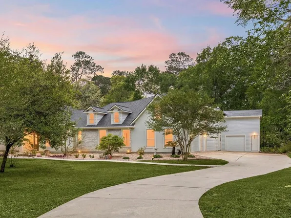 11956 White Oak Xing, Conroe, TX 77385