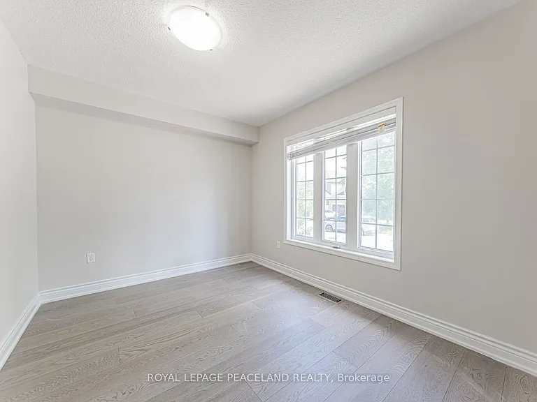 152 Flagstone Way — Photo 4