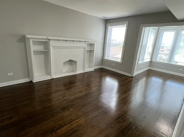 8023 S Carpenter St APT 3, Chicago, IL 60620
