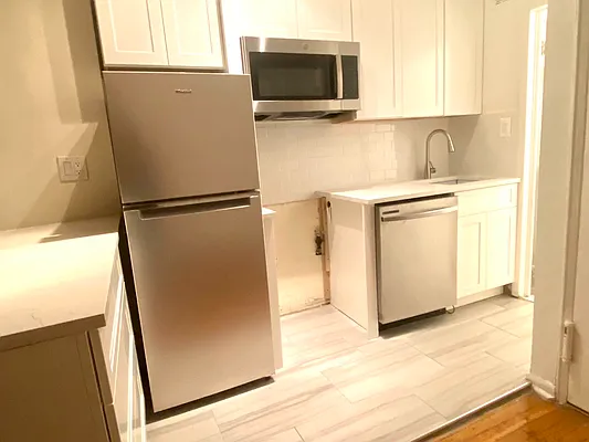 Rented by Compass | media 17