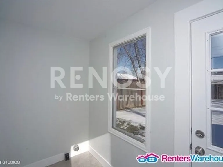 4142 Chase St — Photo 12