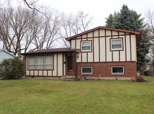 18636 W Pamela Pl, Gurnee, IL