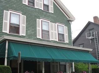 81 3rd St #1, Newport, RI 02840