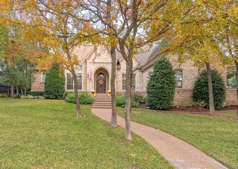 1st image of 509 Round Hollow Ln