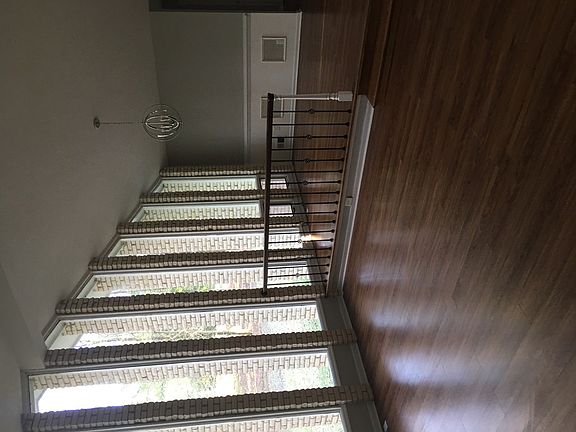 2nd image of 321 Canterbury Dr