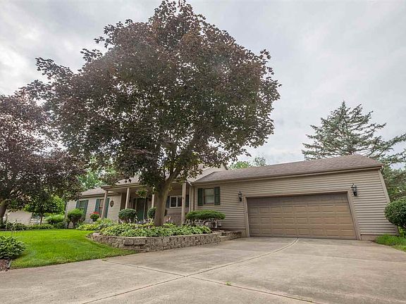 2nd image of 56295 Primrose Cir