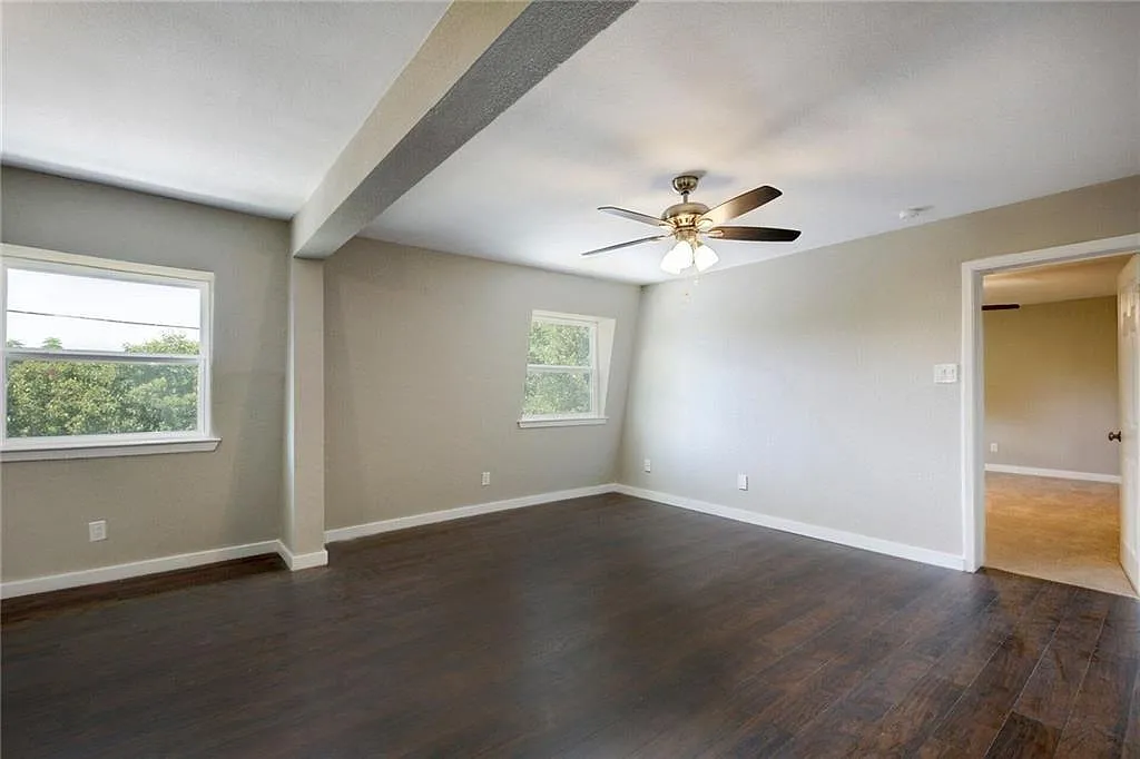 1 bed, 1.0 bath, 903 sqft, $899 — Photo 1
