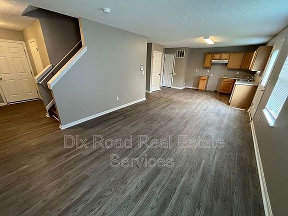 4th image of 505 Herbert Ave