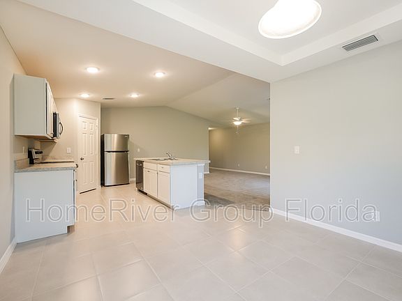 4th image of 3502 65th St W