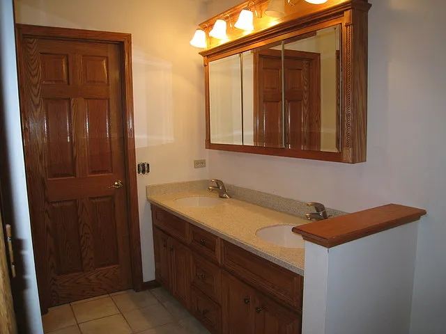 706 N Point Dr — Photo 13