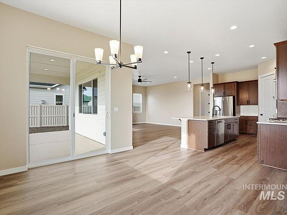 7th image of this home