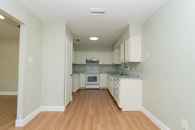 106 Mapleleaf Ln — Photo 29