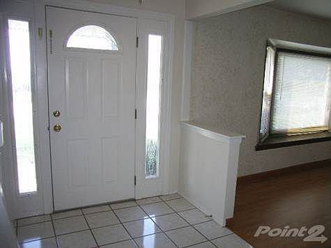 Foyer Open to Living Room