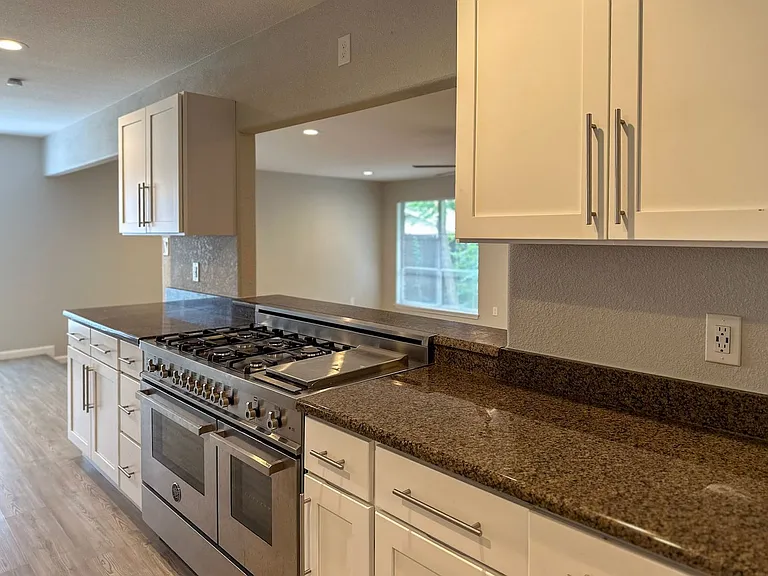 55031 Sandy Cir — Photo 37