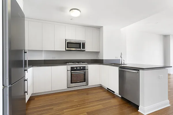 Rented by Compass | media 22