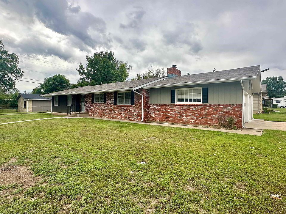 1st image of 2125 Edgemont Dr