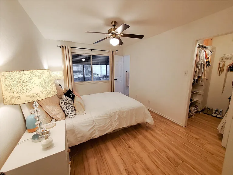 924 Acorn Oaks Dr #A — Photo 8