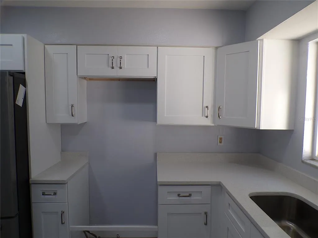 4 bed, 2.0 bath, 1119 sqft, $2,600 — Photo 3