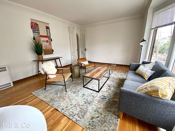 5th image of 2300 Northpoint Dr Unit 204