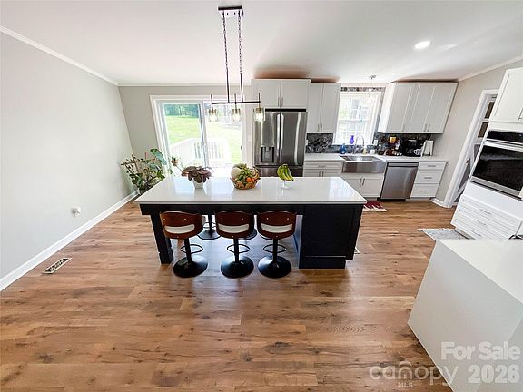 2nd image of 7706 Davis Rd