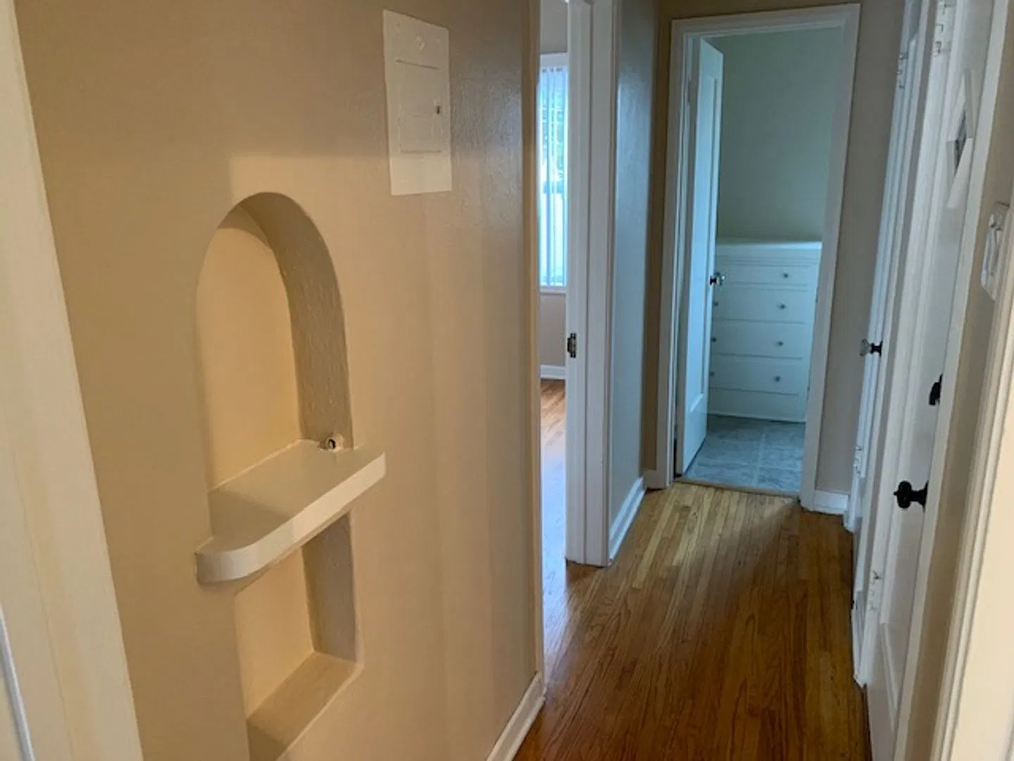 Park Bluff Apts. — Photo 4