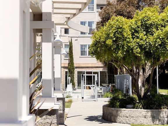 3rd image of 1288 E Hillsdale Blvd #216