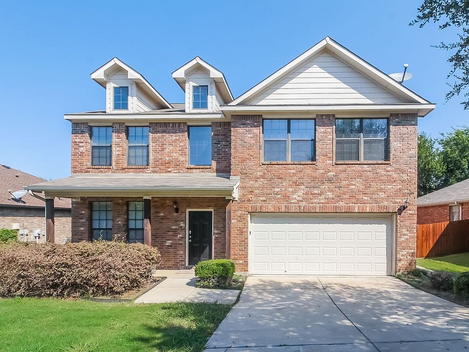 1st image of 2313 Briar Forest Dr