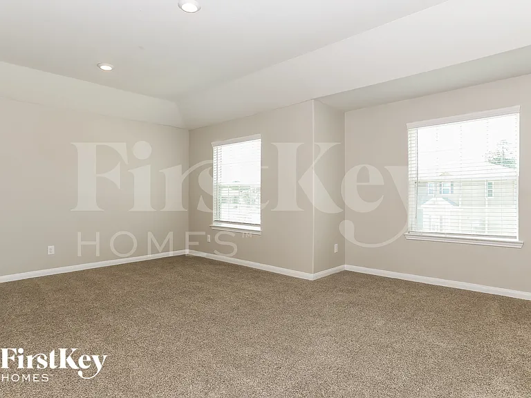 26732 Frost Dr — Photo 10