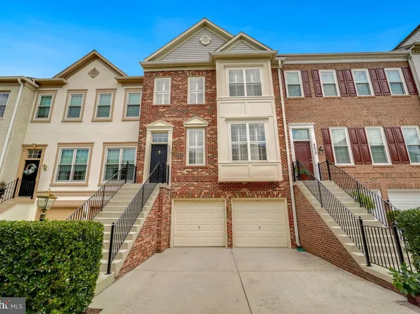 4641 Kirkland Pl, Alexandria, VA 22311
