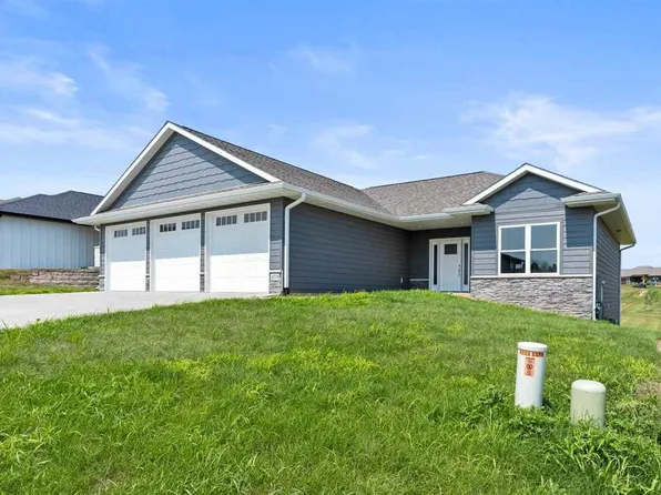 4224 Barbaro Ave, Iowa City, IA 52240