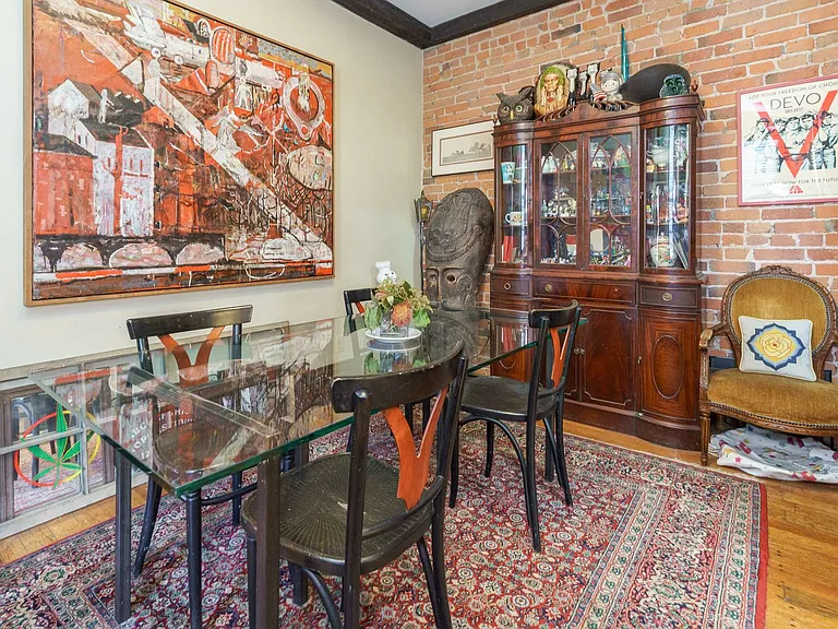 Unique 2 Bedroom in German Village — Photo 44