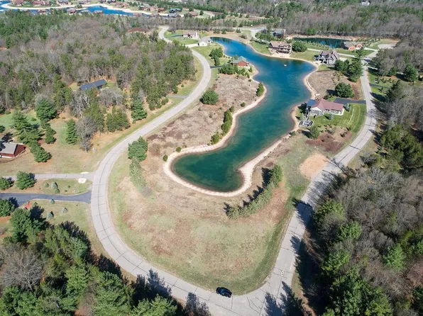 N5452 Bayshore Drive #69, New Lisbon, WI 53950