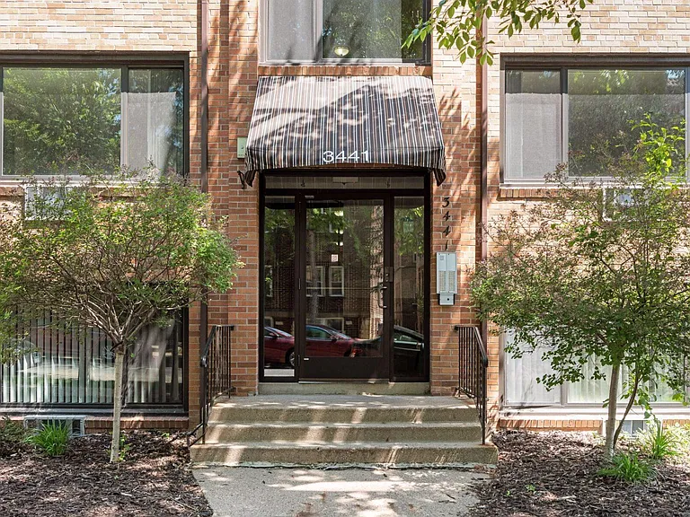 Emerson Flats — Photo 5