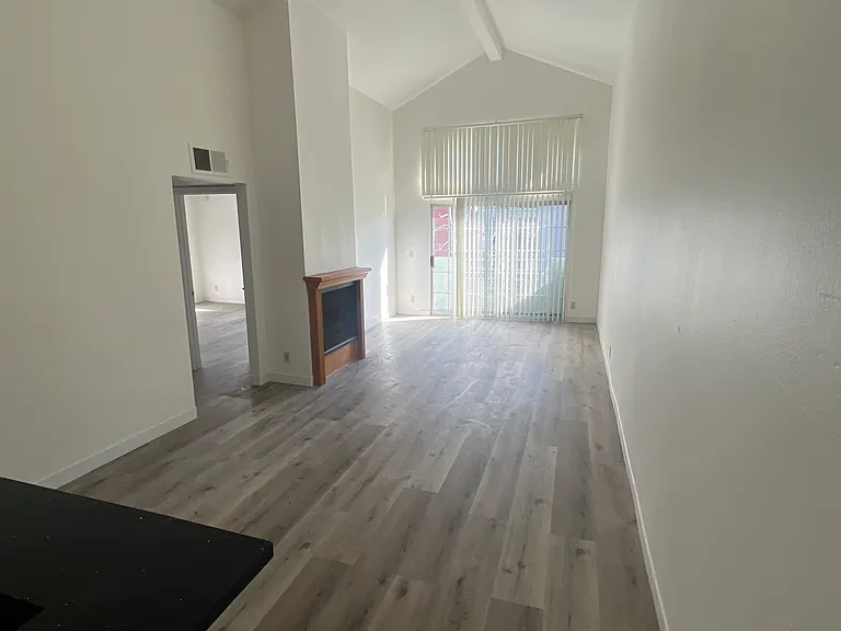 4184.5 Arch Dr #312 — Photo 3
