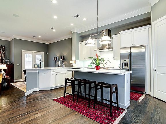 4th image of 718 Birdsall St #C