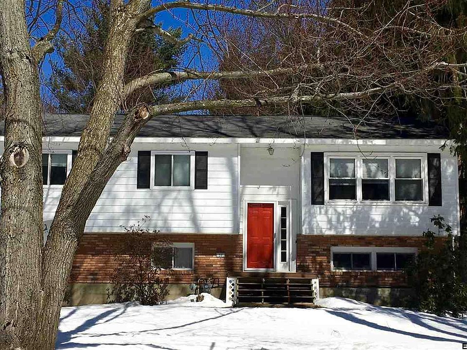 1st image of 37 Manchester Dr