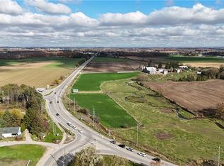 926 King St N, Woolwich, ON N2J4G8