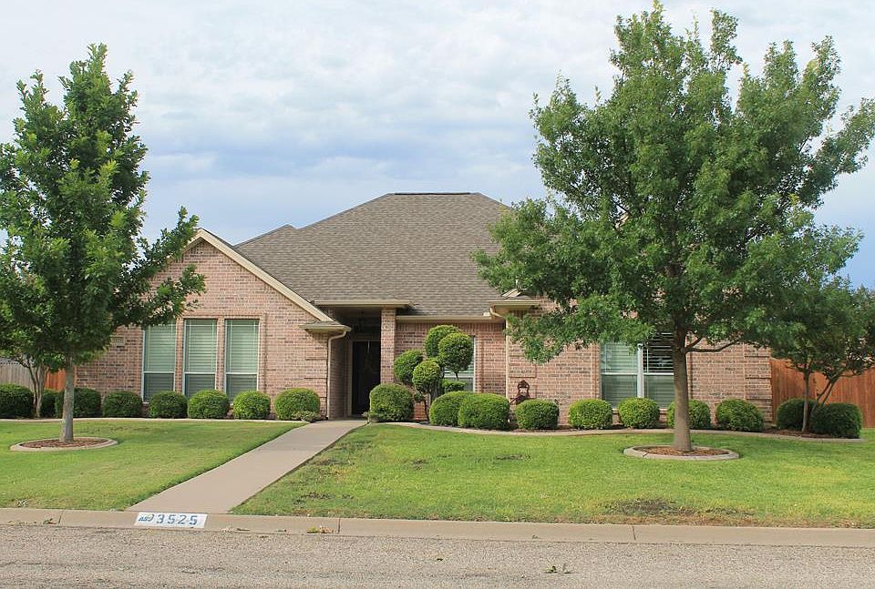 1st image of 3525 Silver Spur Dr