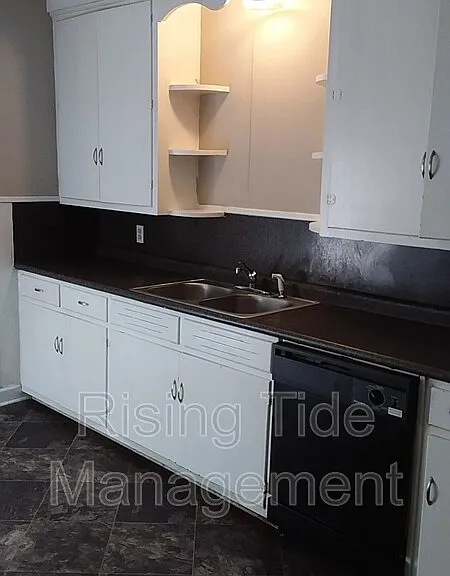 229 Pinewood Ave — Photo 15