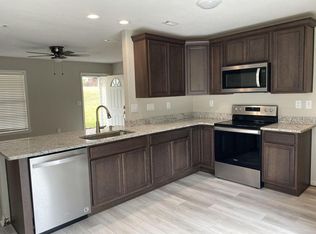 108 Windsor Dr, Crestview, FL 32539