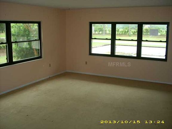 2nd image of 25 Fairway Dr