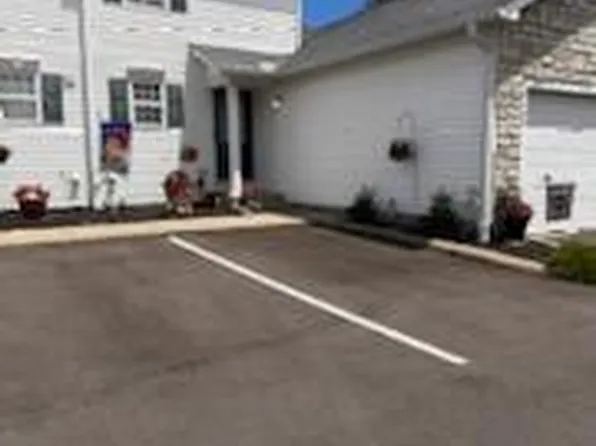 6700 Hamler Dr #37D, Canal Winchester, OH 43110