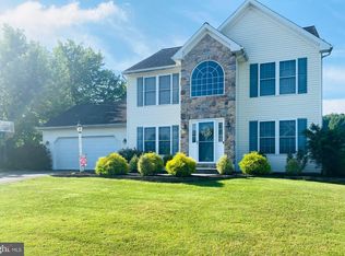 810 W 7th Ave, Parkesburg, PA 19365